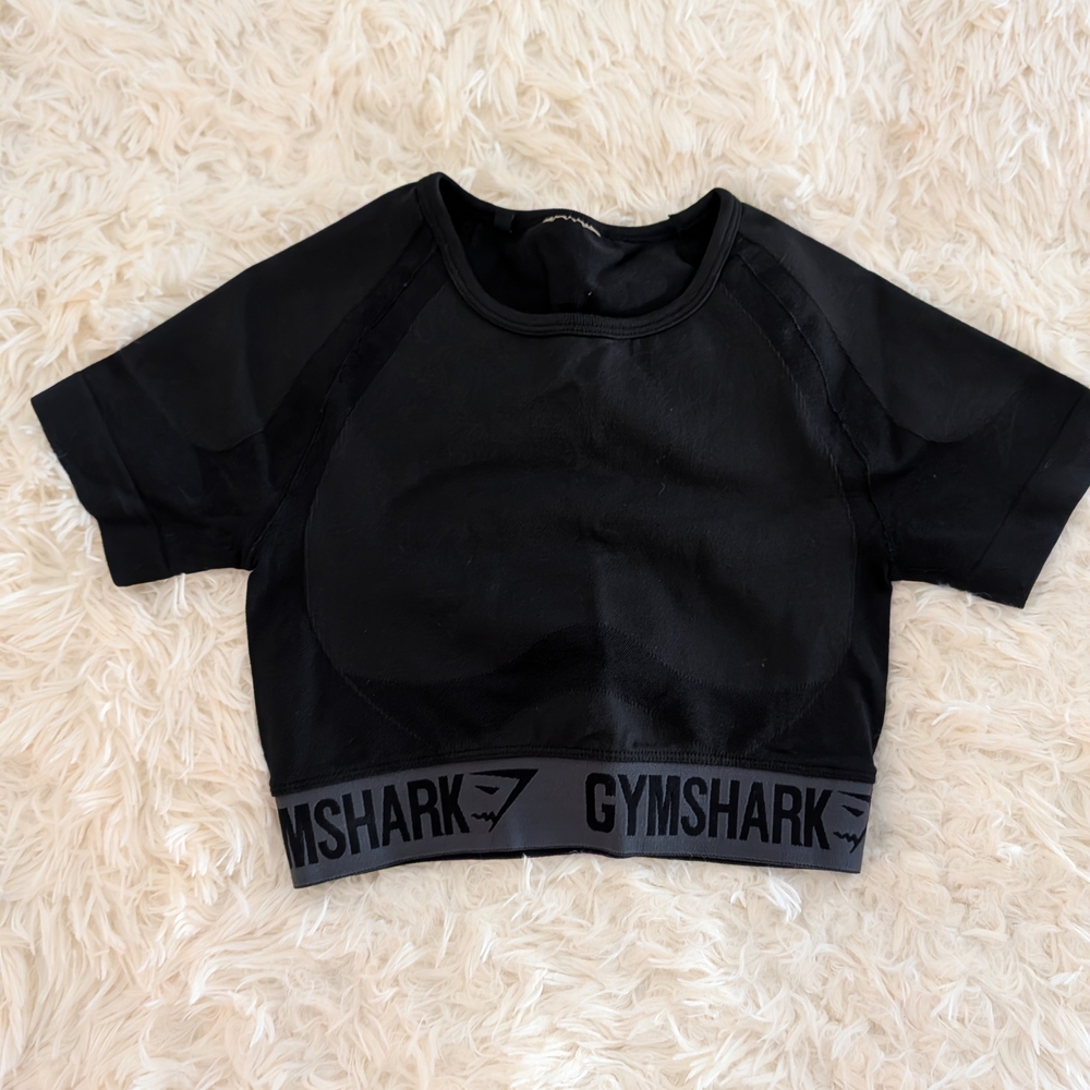 Gymshark Flex Black Cropped Short Sleeve Top